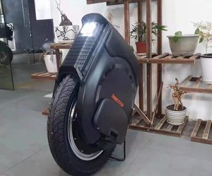 Monowheel électrique original 2500W 70Km/h 100V 1750Wh avec phare automatique LED, trottinette électrique à une roue Inmotion V12 - Product Image 4