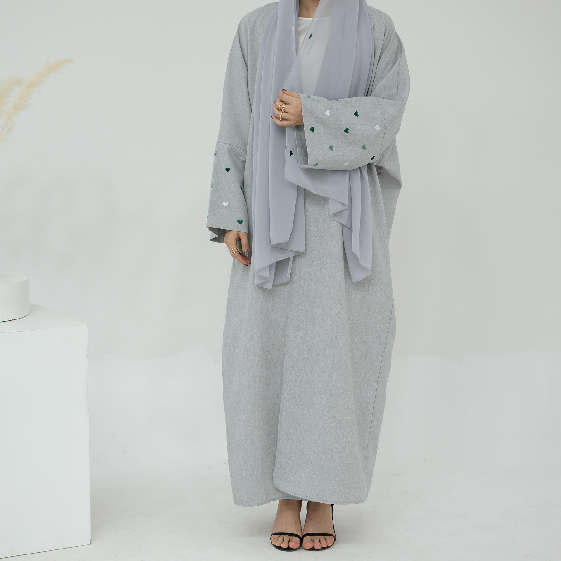 Dark grey + green heart (headscarf not included)