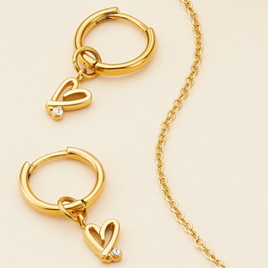 Bijoux personnalisés Boucles <span class=keywords><strong>d</strong></span>'oreilles populaires en acier inoxydable avec gribouillage en forme de cœur Boucles <span class=keywords><strong>d</strong></span>'oreilles pendantes en plaqué <span class=keywords><strong>or</strong></span> 18 carats Bijoux de mode pour femmes - Product Image 3