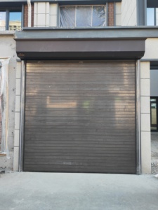 <span class=keywords><strong>Porte</strong></span> <span class=keywords><strong>de</strong></span> <span class=keywords><strong>garage</strong></span> électrique enroulable, <span class=keywords><strong>porte</strong></span> <span class=keywords><strong>de</strong></span> <span class=keywords><strong>garage</strong></span> à volets roulants <span class=keywords><strong>de</strong></span> haute qualité, sur mesure - Product Image 4