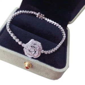 18k Girl Fashion Pure Gold Luxury Classic Inlay 1.5ct Diamond Rose <b>Flower</b> Tennis <b>Bracelet</b> for Bridal Wedding - Product Image 1