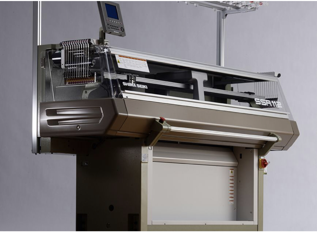 Durable Shima Seiki SSR112SV14G Computerised Flat Knitting Machine