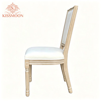 Chaise de mariage moderne nordique à dossier haut en bois avec assise en tissu et mousse, chaises de banquet pour événements, mobilier d'hôtel à louer