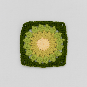Nouvelle conception de sets de table carrés en crochet faits à la main, dégradé de couleurs, tissés et tressés, pour la maison, les mariages ou les hôtels - Product Image 3