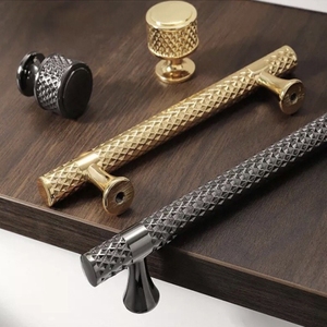 Venta Directa de Tiradores de Latón Artesanales para Muebles, Diseño Moderno de Lujo Ligero para Cocina, Armario y Cajones, Fácil Instalación - Product Image 4