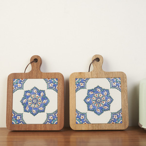 Set de table carré en bois massif à motif floral, isolant thermique, pour la table à manger à la maison - Product Image 3