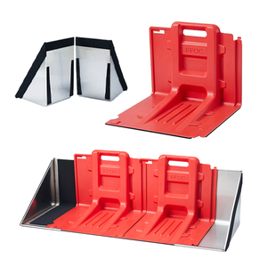 Las barreras de control de inundaciones son terraplenes de control de inundaciones de plástico utilizados para la protección del agua doméstica - Product Image 1