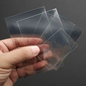 Pochettes de protection transparentes en PVC pour cartes à collectionner 66x91mm Épaisseur 5-10c Logo personnalisé disponible Service OEM Rapide - Product Image 1