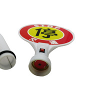 Feu de signalisation routière portable, feu de signalisation LED manuel, feu d'avertissement avec batterie, fonction clignotante