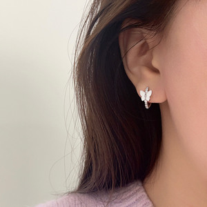 Boucles d'oreilles créoles papillon en argent sterling Ruitai S925 avec nœud, pour un usage quotidien - Product Image 3