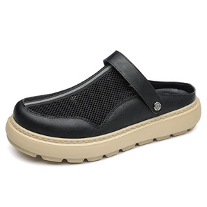 Zuecos de hombre con punta redonda, color negro sólido, forro de malla, suela de EVA, zapatos casuales de verano para exterior, fáciles de poner. - Product Image 5
