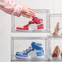 Organisateur de rangement pour chaussures empilable, boîte à chaussures en acrylique avec porte magnétique, conteneur à chaussures pour l'affichage des baskets, convient jusqu'à la taille US 14