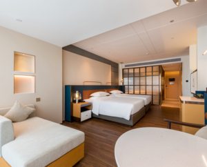 Meibao Yazhi Hotel mobili moderni set di camere da letto di lusso per resort a <span class=keywords><strong>4</strong></span> stelle Boutique Hotel fabbricati legno mobili Hotel - Product Image 1