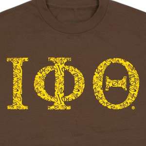 เสื้อยืดลายกราฟิก iota phi theta เสื้อยืดผ้าฝ้ายคอกลมตัวอักษรกรีกสีเหลืองเสื้อมีสไตล์พี่น้องคอลลีเกอร์ - Product Image 1