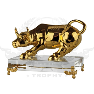Figurine de taureau doré Porte-bonheur Cadeau souvenir - Product Image 4