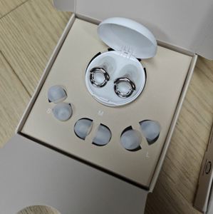 Tapones para los Oídos Reutilizables para Músicos, Estuche de Almacenamiento Portátil y Cuatro Pares de Puntas para Tapones, Tapones para los Oídos Premium con Reducción de Ruido - Product Image 4