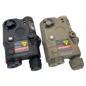 Iluminador Compacto de 150g con Punto Rojo y Verde, Luz LED Blanca para Camping Nocturno, Base de Montaje de 20mm, Batería No Incluida - Product Image 1