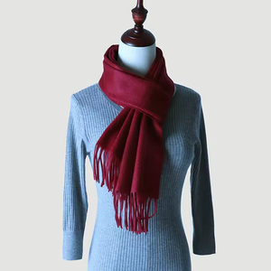 Bufanda de Lana Pashmina Vintage con Logotipo Personalizado y Borlas Acabadas a Mano, Chal Largo de Invierno - Product Image 5