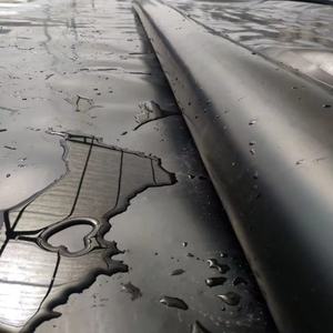 มาโคร ®   แผ่นปูบ่อเก็บกากตะกอน HDPE Geomembrane หนา 2.00 มม. มาตรฐาน ASTM GRI GM13 แผ่นกั้นน้ำสำหรับบ่อเก็บกากตะกอนจากการทำเหมือง - Product Image 1