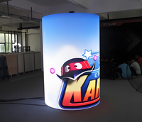 Écran publicitaire mural LED incurvé flexible 4K personnalisé pour intérieur avec animation et SDK pour centre commercial et affichage graphique