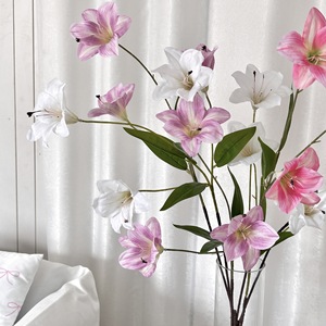 Impresión 3D de látex <span class=keywords><strong>Hemerocallis</strong></span> lirio Flor de seda al por mayor lirio de seda artificial para la decoración de la boda - Product Image 1