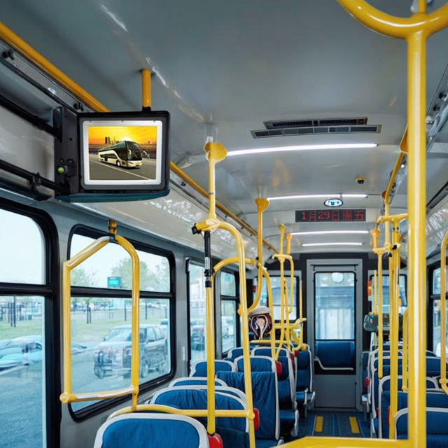 Flip Down Roof Mount LCD Vehicle Monitor Mini Bus Screen Advertising Display with Animation SDK Function Bus TV Monitor