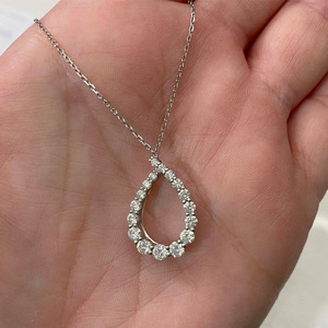 Collar con colgante de cristal en forma de lágrima geométrica para mujer, joyería ligera y minimalista de estilo coreano con cadena para clavícula - Product Image 2