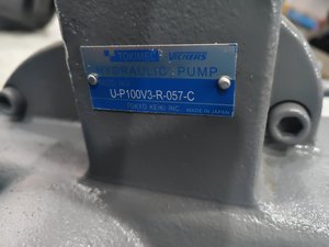 Bombas de pistón de caudal variable de bajo ruido U-P100V3-R-057-C P8V, P16V, P31V, P70V, P70V3, P100V, P100V3, P130V, P130V3, PH80, PH100, PH130, PH170 de alta calidad - Product Image 4