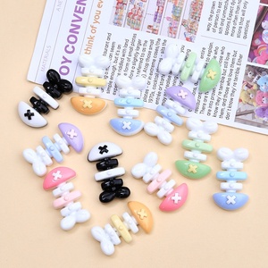 Breloques en résine en forme de poisson de dessin animé, accessoires faits à la main pour la vente en gros, pour la création de pinces à <span class=keywords><strong>cheveux</strong></span> et boucles de chaussures en colle crème DIY - Product Image 3