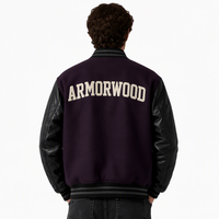 Veste universitaire violette personnalisée, fabricant OEM ODM, corps en laine melton, manches en cuir noir, patch logo chenille, vente en gros