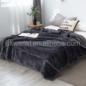 Couverture polaire en flanelle unie super douce personnalisée pour lits, couverture polaire chaude et douce en flanelle, vente en gros - Product Image 2