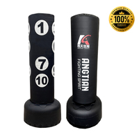 Sac de frappe lourd autoportant - Équipement d'entraînement physique robuste et arrondi pour l'intérieur avec support pour le Muay Thai, la boxe
