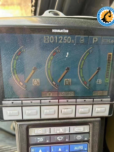 รถขุดแบบติดตามของมือสองขนาดใหญ่ที่มีต้นกำเนิดมาจากญี่ปุ่น Komatsu PC200-8 - Product Image 6
