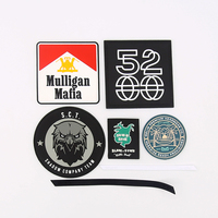 Étiquette de vêtement personnalisée, logo en relief 2D 3D, badge en caoutchouc réfléchissant, patchs en silicone souple PVC à coudre ou thermocollants pour casquette de camion