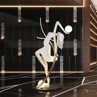 Lampe sur pied sculpturale moderne pour femme, design humain, éclairage d'ambiance pour hôtel, salon nordique, sculpture en résine, lampe sur pied d'angle