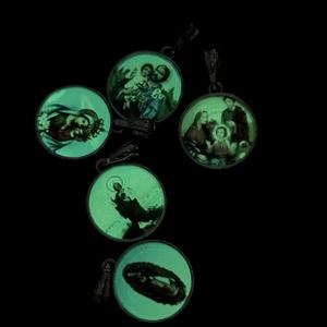 Perhiasan tembaga grosir malam bercahaya baru kreatif agama Perawan Maria Yesus St. Jude liontin Colgante Luminoso keluaran baru - Product Image 3