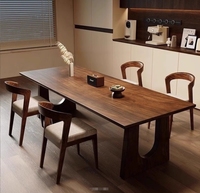 Table à manger moderne noire STG, pieds en métal, plateau en bois clair, table de cuisine rectangulaire, durable, minimaliste, meubles de salle à manger pour la maison