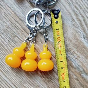 Porte-clés/Pendentif en imitation ambre gourd R321 - Un Yuan/l'unité (Prix de gros : Deux Yuan/l'unité) - Product Image 5