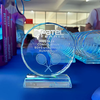 Prix de trophée en verre rond vierge bon marché en gros plaque de cristal compétition de tennis de table cadeau souvenir commémoratif