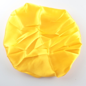 <span class=keywords><strong>Bonnet</strong></span> de cheveux de <span class=keywords><strong>chimio</strong></span> de <span class=keywords><strong>nuit</strong></span> à large bande élastique personnalisé pour femmes en gros avec logo personnalisé - Product Image 4
