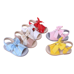 Pettigirl <span class=keywords><strong>Sandali</strong></span> Delle Ragazze con Fiocco Bianco Per Bambini <span class=keywords><strong>Sandali</strong></span> di Cuoio Bei <span class=keywords><strong>Sandali</strong></span> per la Ragazza Del Capretto Scarpe A-KSG005-02W - Product Image 6