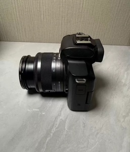 กล้อง <span class=keywords><strong>Canon</strong></span> <span class=keywords><strong>M50</strong></span> สภาพ 90% พร้อมเลนส์ 15-45 มม. กล้องมิเรอร์เลสสำหรับถ่ายภาพระดับเริ่มต้น ความละเอียด 24.1 ล้านพิกเซล กล้องมือสอง - Product Image 5