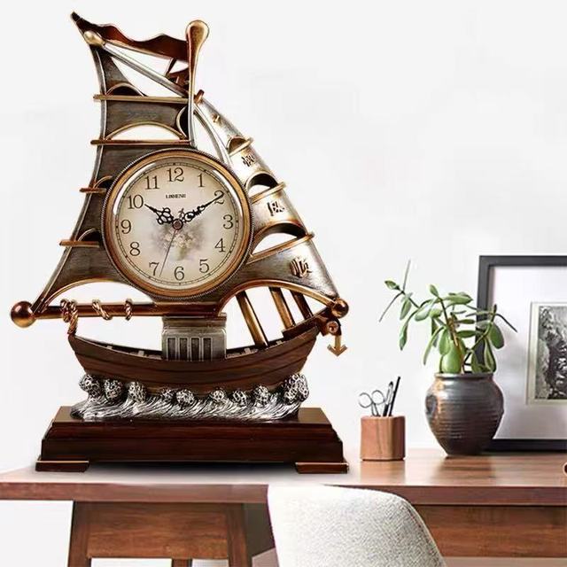 European Antique Brass 32X42cm Wall Clock Classic Analog Design for Home Living Garden Office Fashionable Sailing Desk Clock