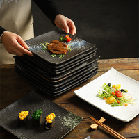 Assiettes carrées en céramique texturées radiales de style japonais, noir et blanc, pour servir des sushis, des steaks, pour restaurant, maison, restauration