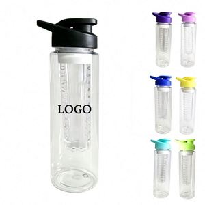Botella de Agua Tritan Personalizada de 700 ml con Infusor de Frutas, Duradera y Libre de BPA - Product Image 1