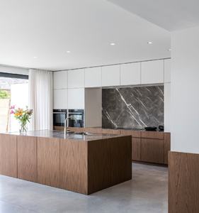 Magnifique Cuisine Modulaire en Bois Massif <span class=keywords><strong>de</strong></span> Style Rustique Moderne avec Îlot <span class=keywords><strong>de</strong></span> Style Classique - Product Image 1