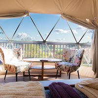 Dôme géodésique de luxe moderne en PVC pour le glamping, maison igloo extérieure avec salle de bain imperméable à triple couche pour l'hôtellerie
