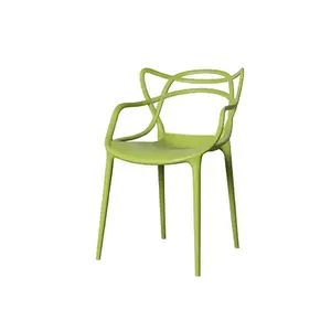 免费样品定制彩色简单可叠放椅子餐厅侧餐厅塑料树椅