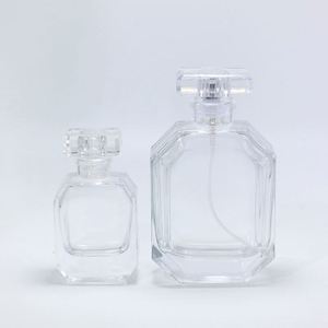Flacons de parfum en verre plat de luxe 100ml 50ml 30ml avec pulvérisateur à pompe recyclable et design personnalisable en stock - Product Image 2