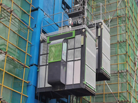 Monte-charge de chantier à double cage SCC200 de marque renommée pour la construction, à vendre